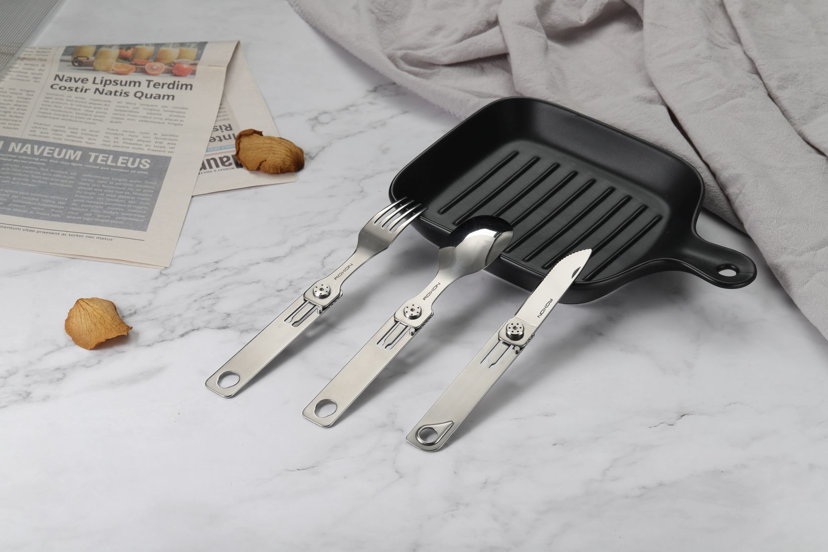 Foldable cutlery from Roxon - only 10cm long when folded