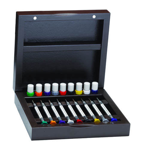 _ Screwdriver set 9 pieces in a wooden box