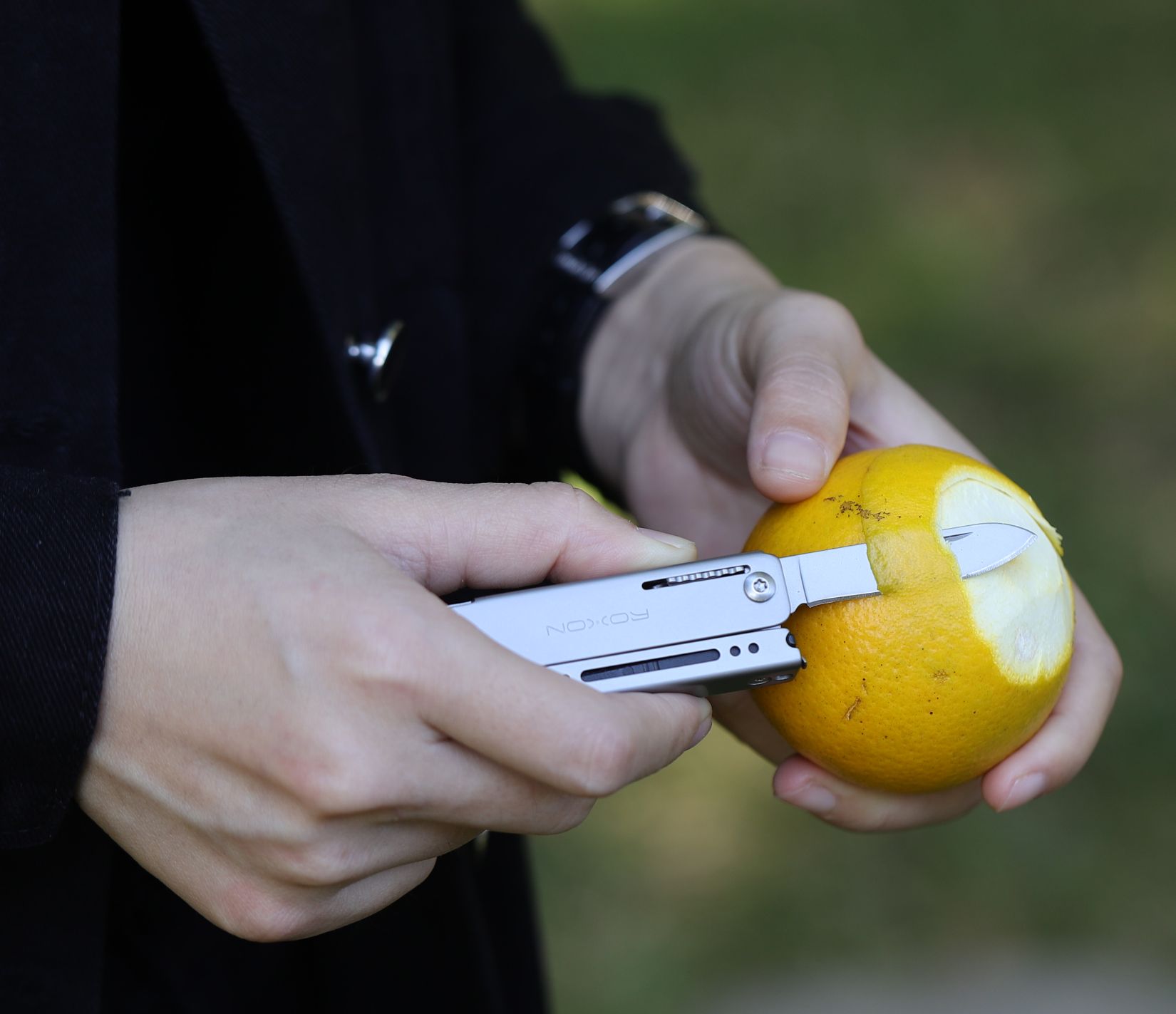 Roxon mini multitool - impresses with 13 well thought-out functions and handiness