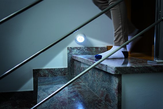 _ Bewegungssensorlampe