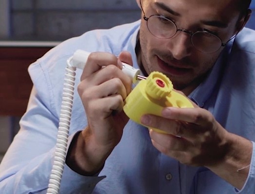 WONDERCUTTER - cutting plastic is as easy as cutting cheese