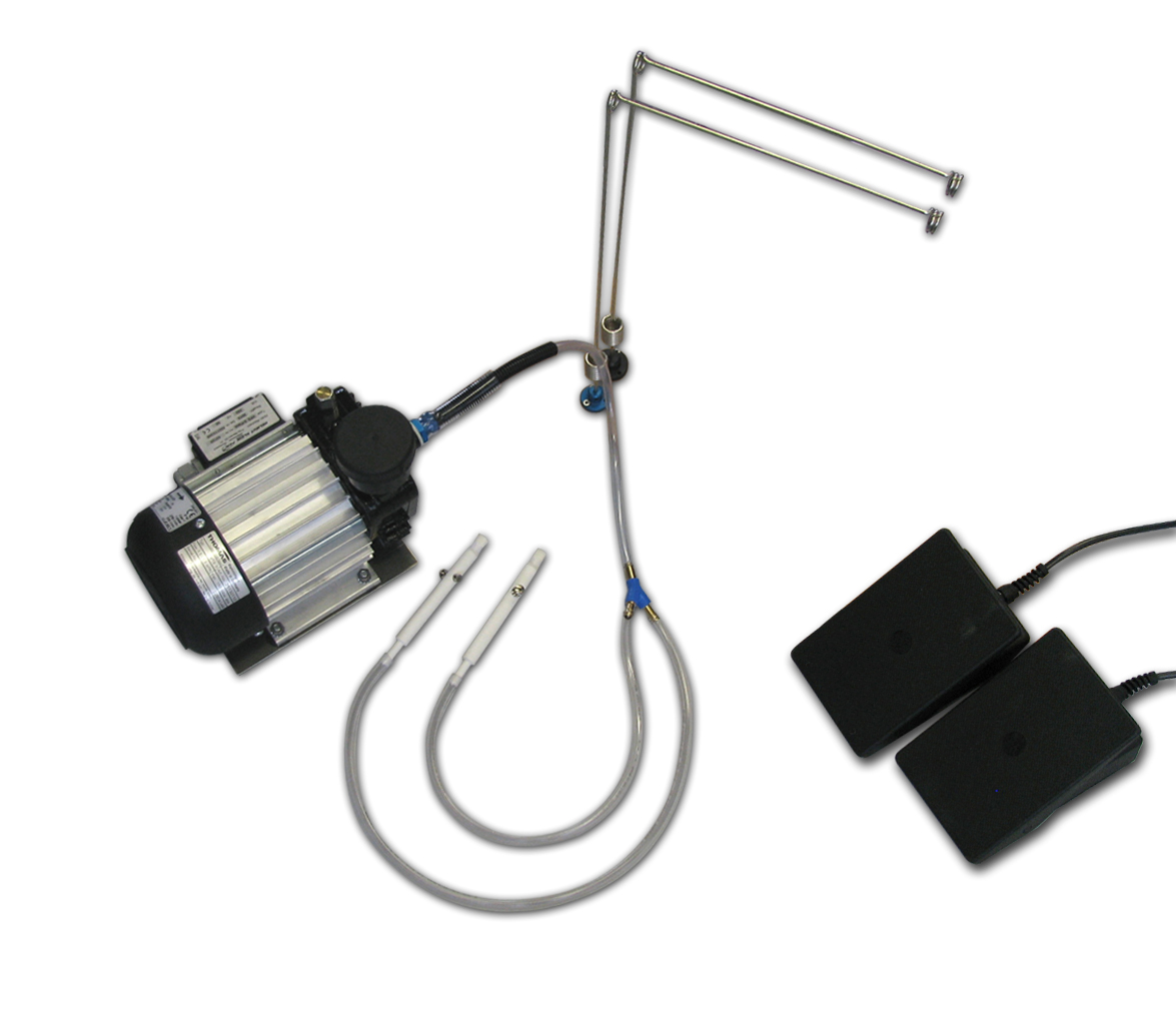 Vacuum pump for 2 workstations