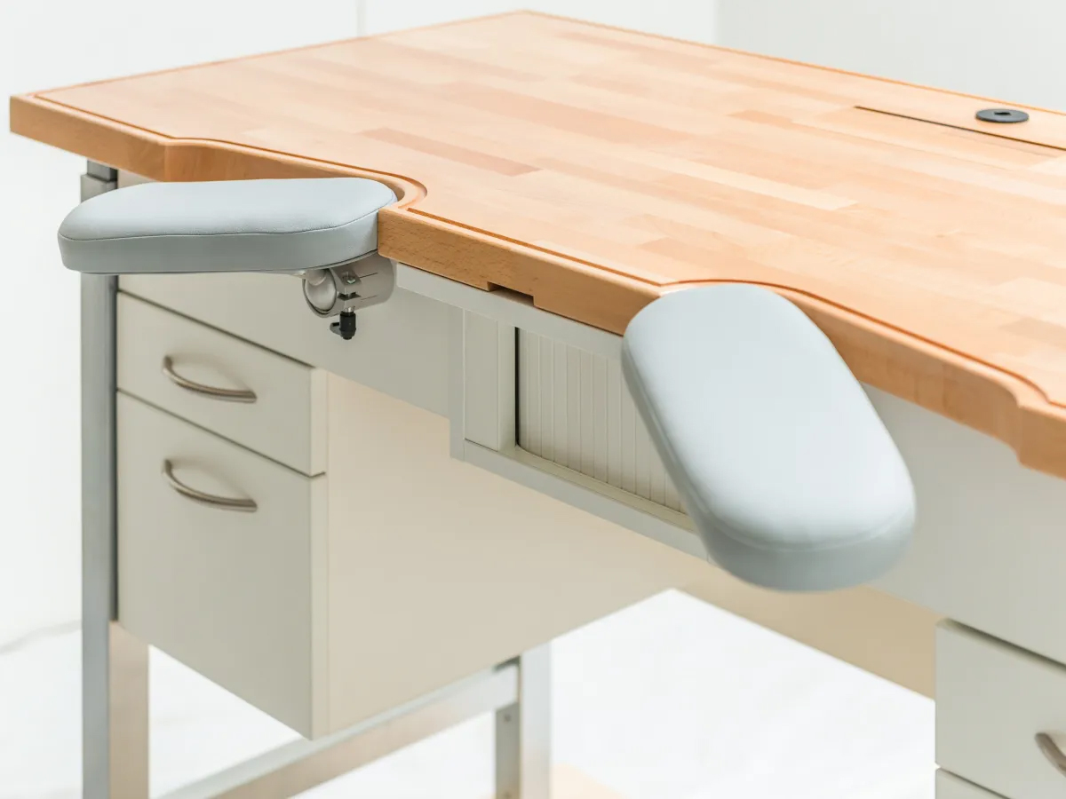 BENCHALIST Uhrmachertisch Modular II, 3D-Armauflagen, Kurbel