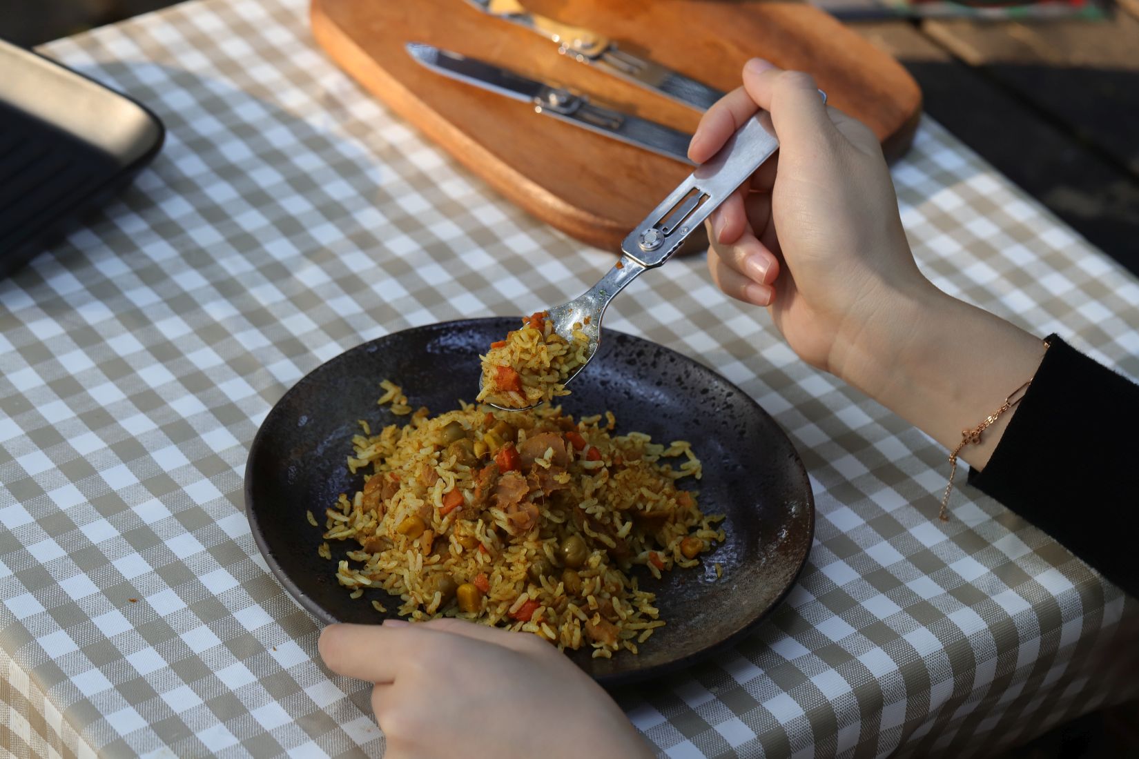 Foldable cutlery from Roxon - only 10cm long when folded