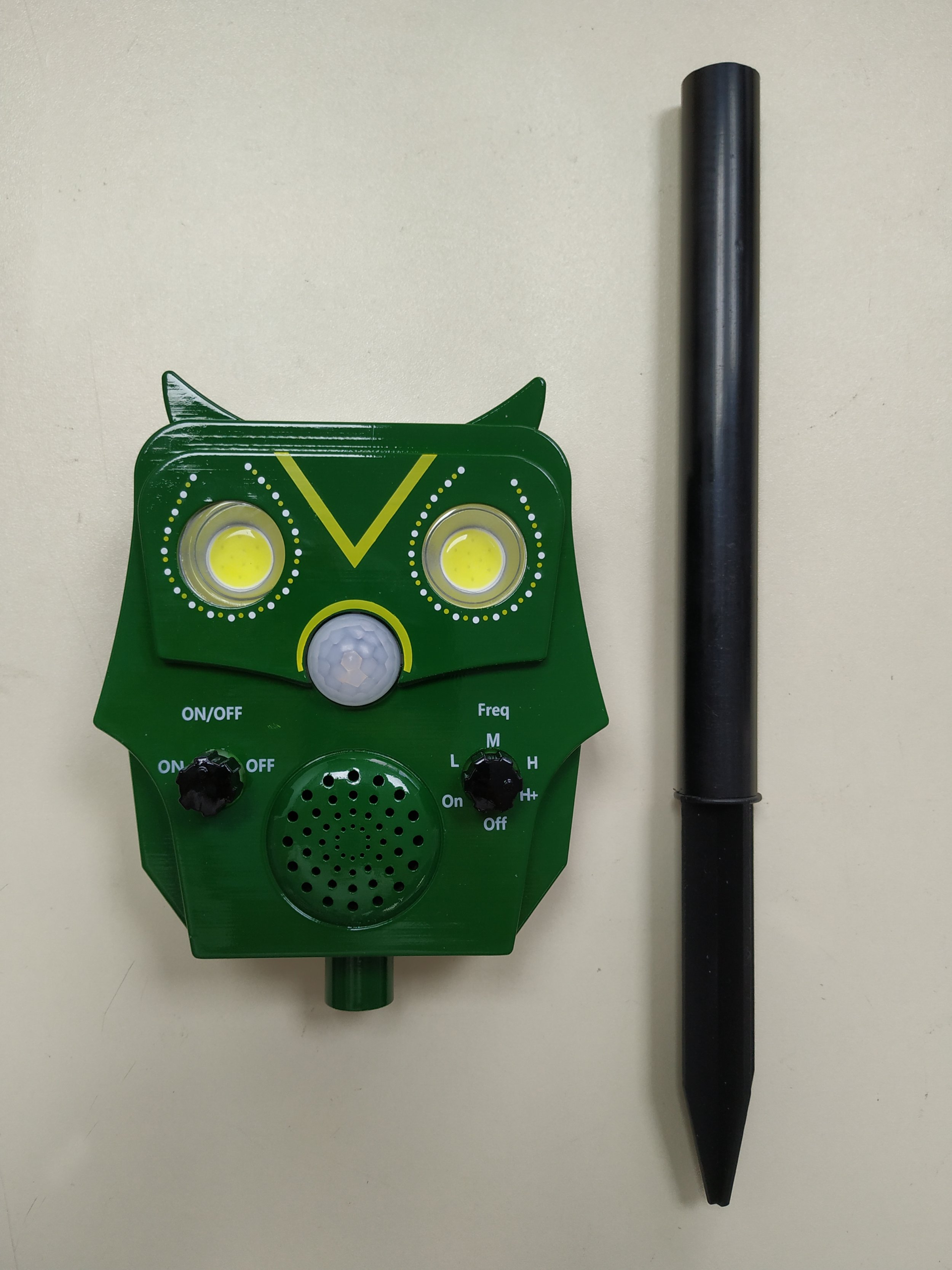 _ Garteneule Owl Guard - Bewegungsgesteuerter Tiervertreiber