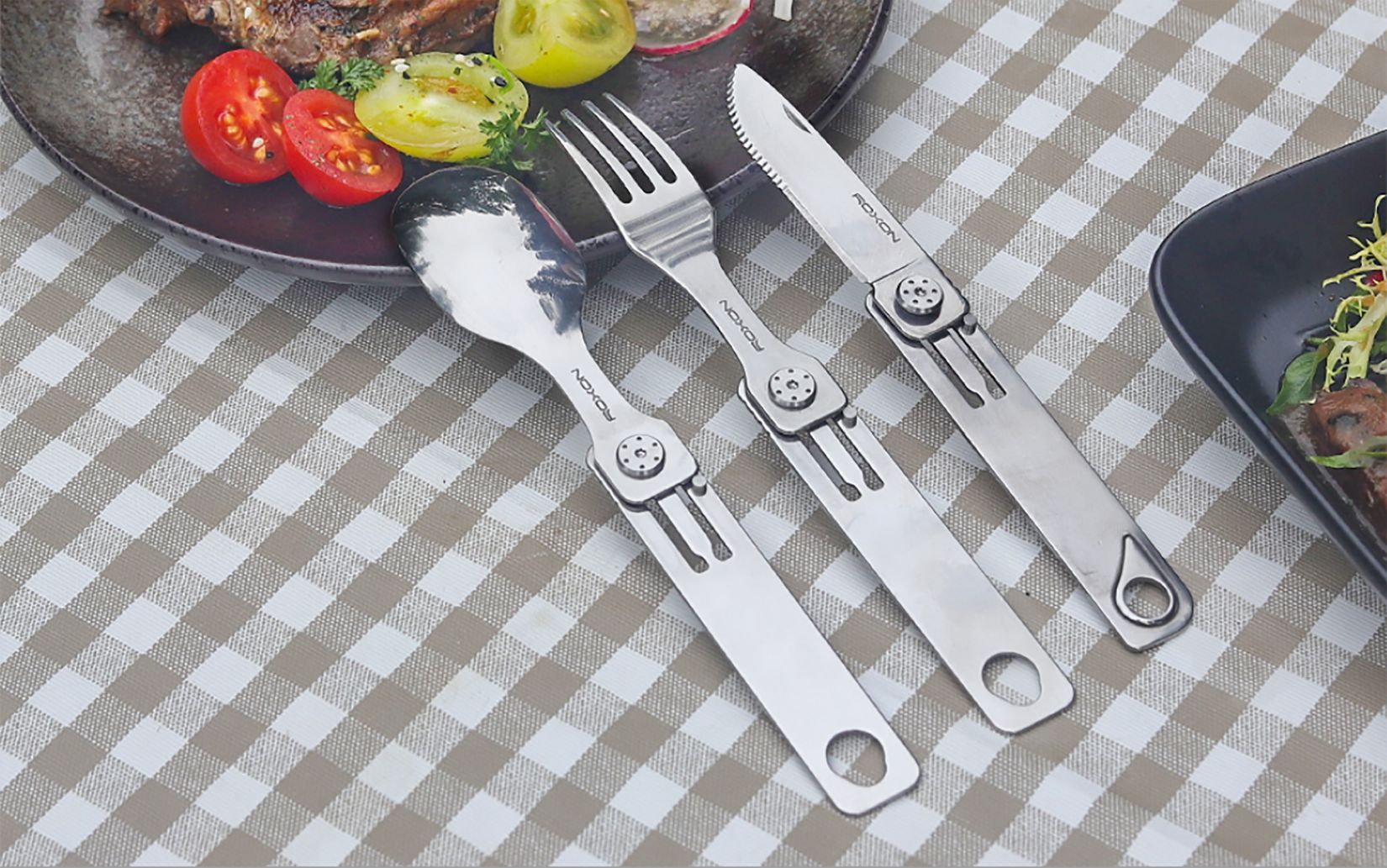 Foldable cutlery from Roxon - only 10cm long when folded