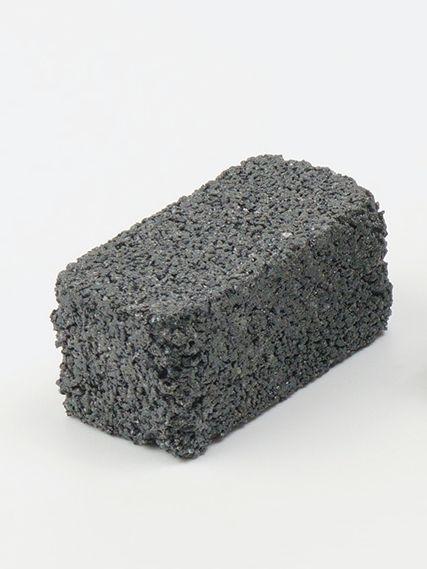 Dressing stone coarse